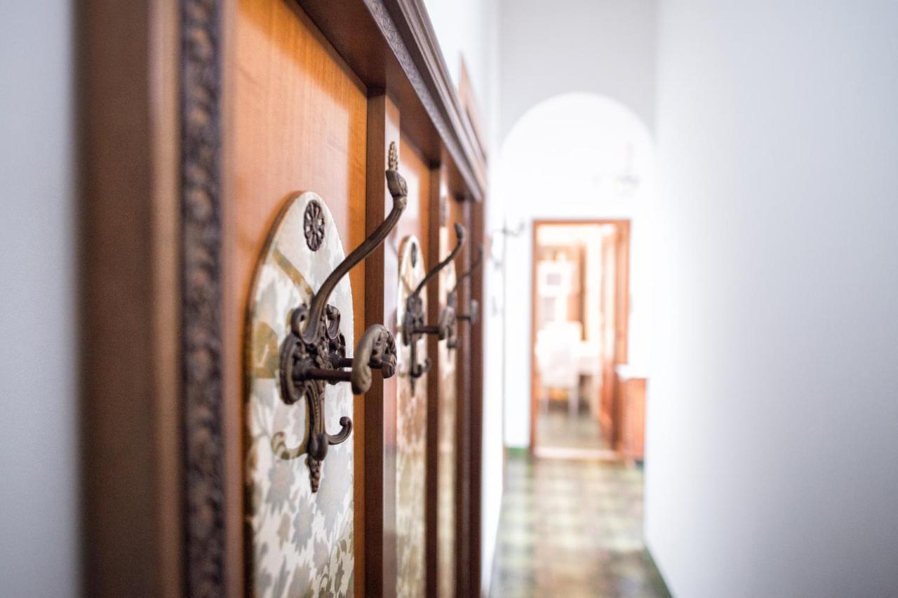 La Casa Gialla Vietri Bagian luar foto