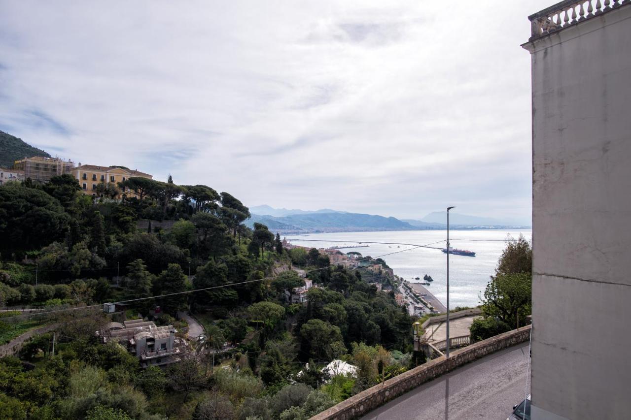La Casa Gialla Vietri Bagian luar foto